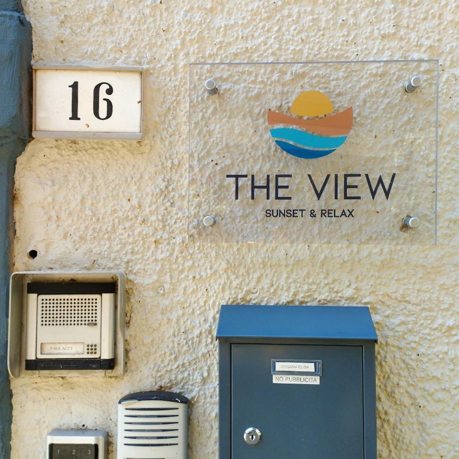 The View - Sunset & Relax - Suite - Appartamenti Vista Lago ปัสซีญาโน ซุล ตราซีเมโน ภายนอก รูปภาพ